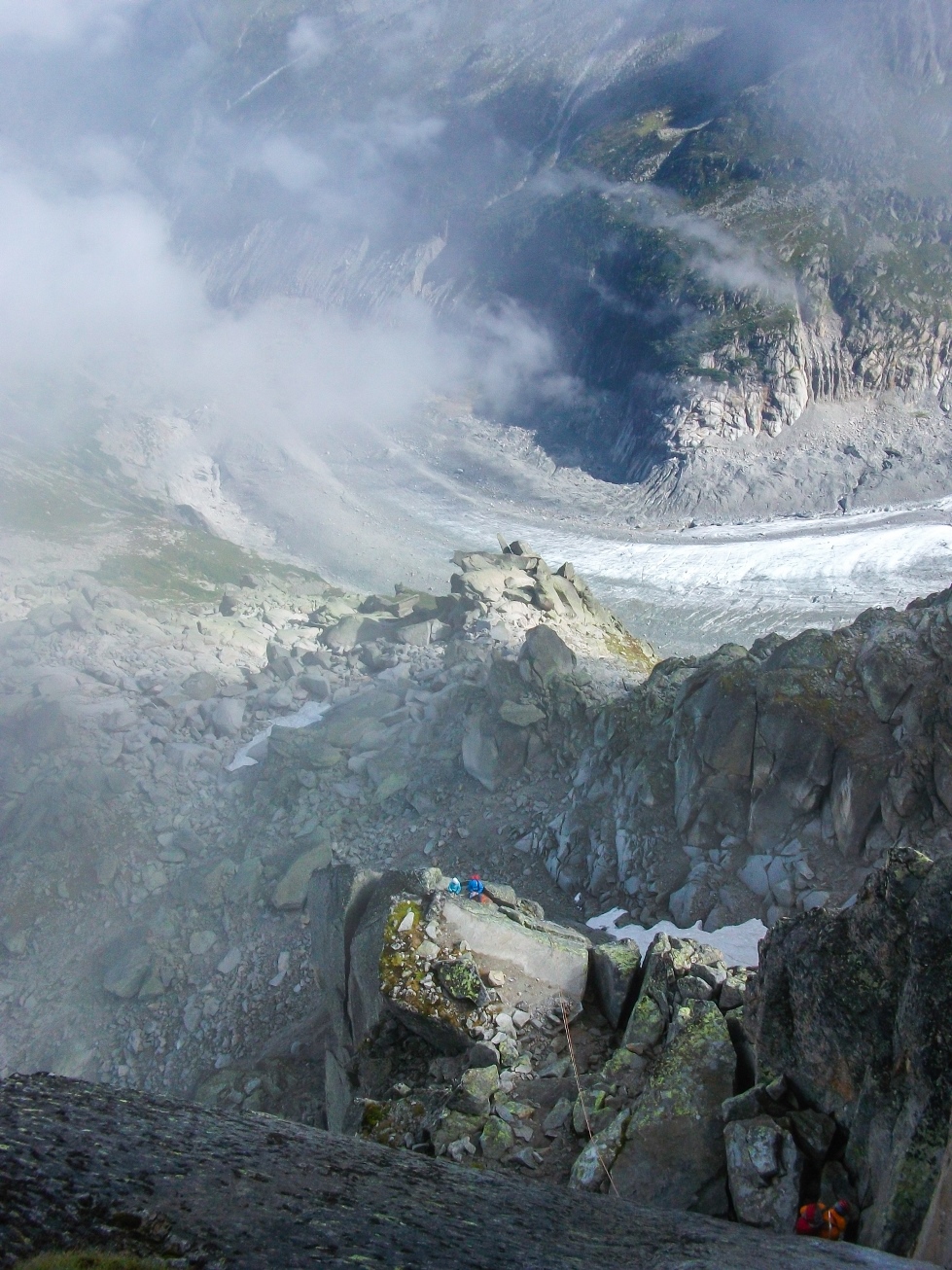 summer alpine rock climbing on the aiguille de l'm chamonix