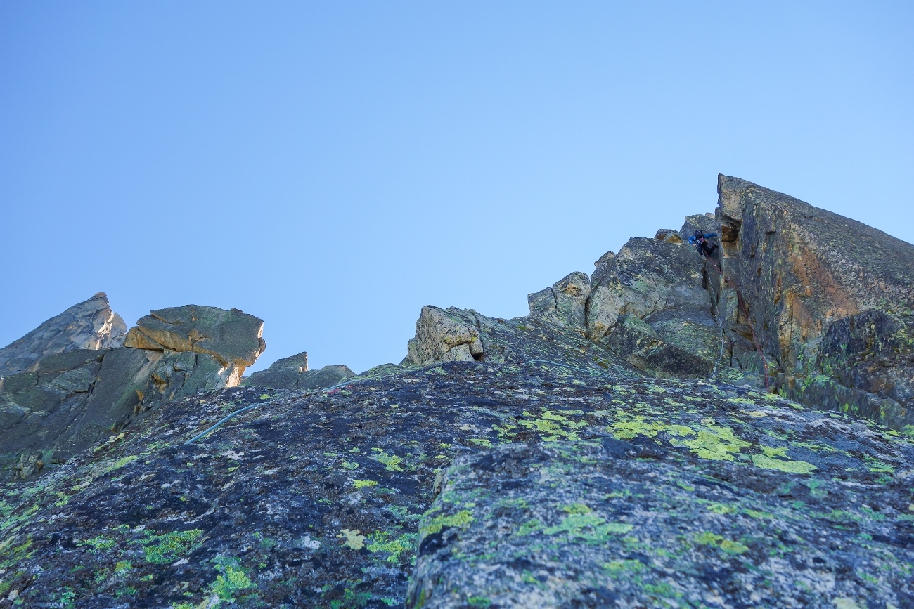 summer alpine rock climbing on the papillons ridge aiguilles du peigne chamonix