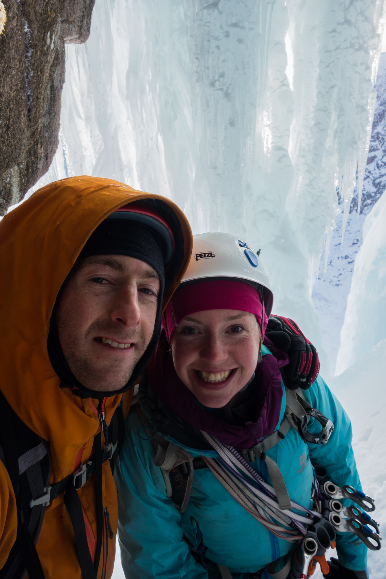 scottish winter ice climbing on the drool eagles rock cairngorms