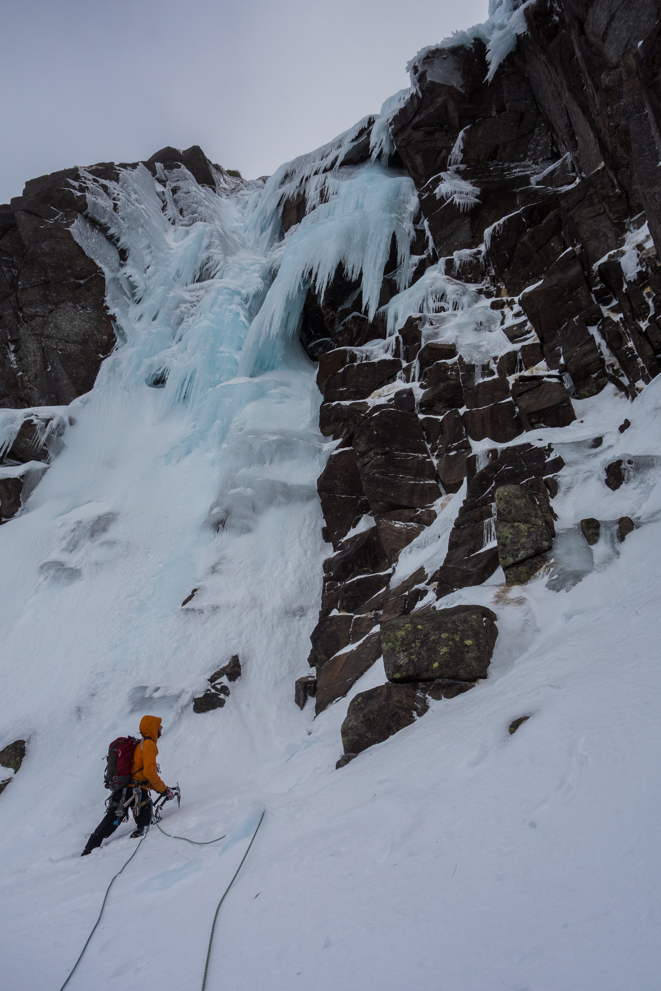 scottish winter ice climbing on the drool eagles rock cairngorms