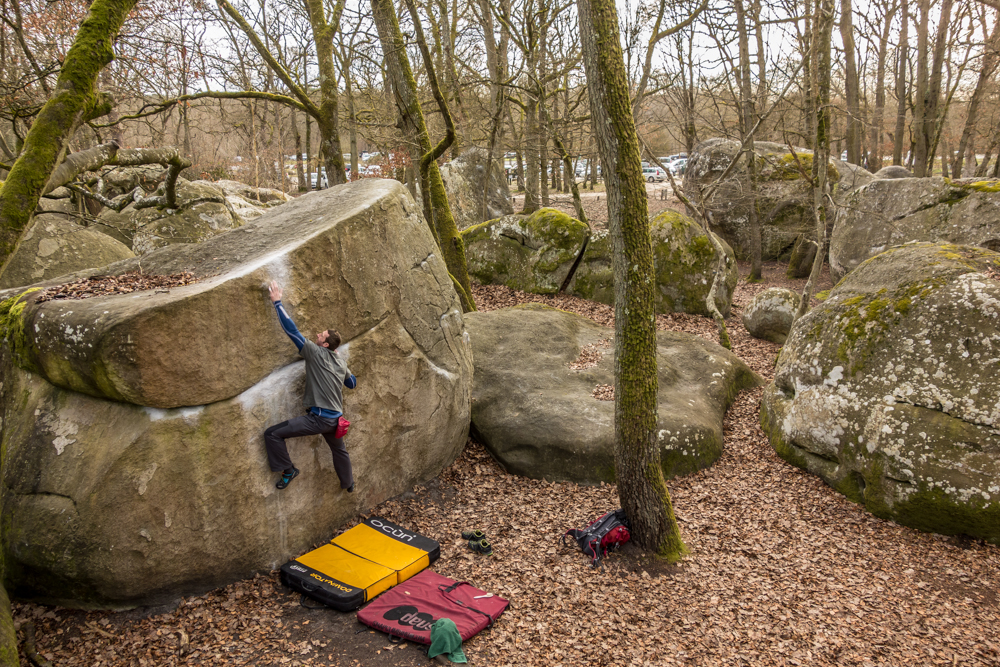 rock climbing bouldering in bas cuvier fontainebleau
