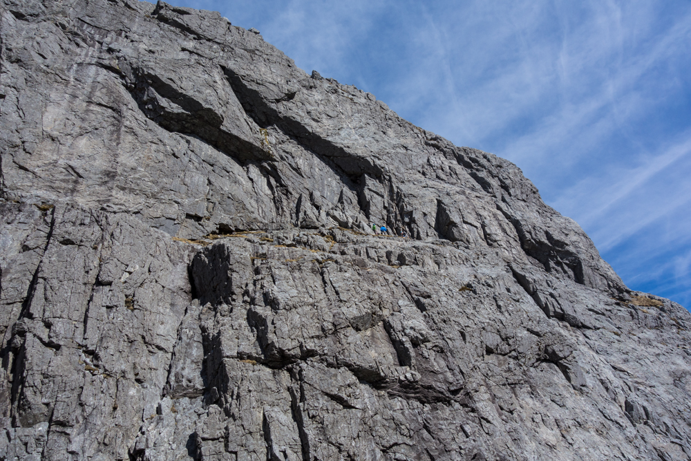 scottish summer rock climbing on butterknife garbh bheinn