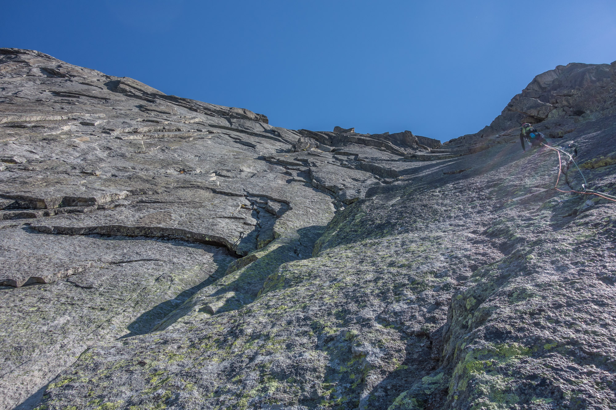 After the first pitch the route follows a continuous crack in the slabs for another two superb rope lengths 