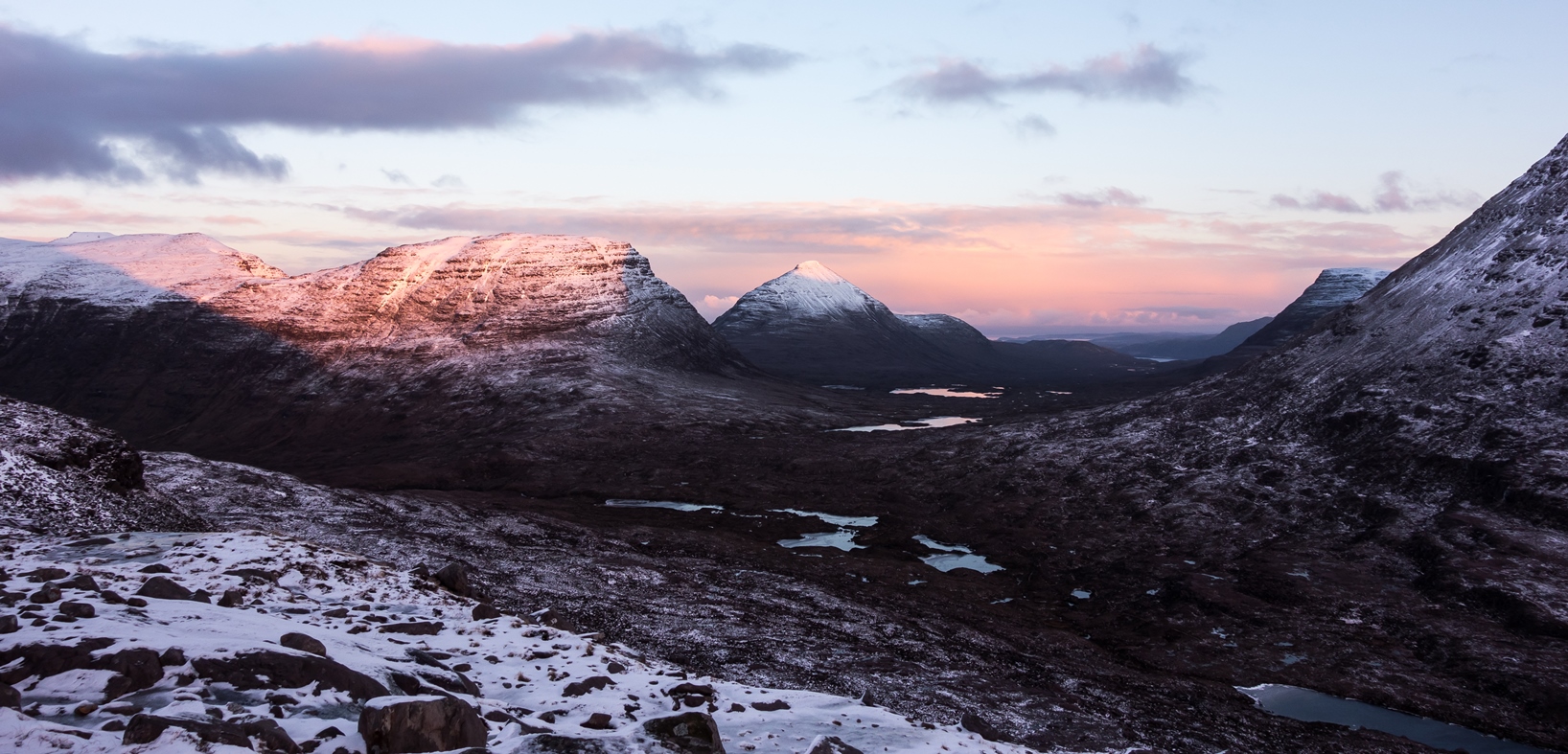 scottish winter climbing on carn na feola torridon 