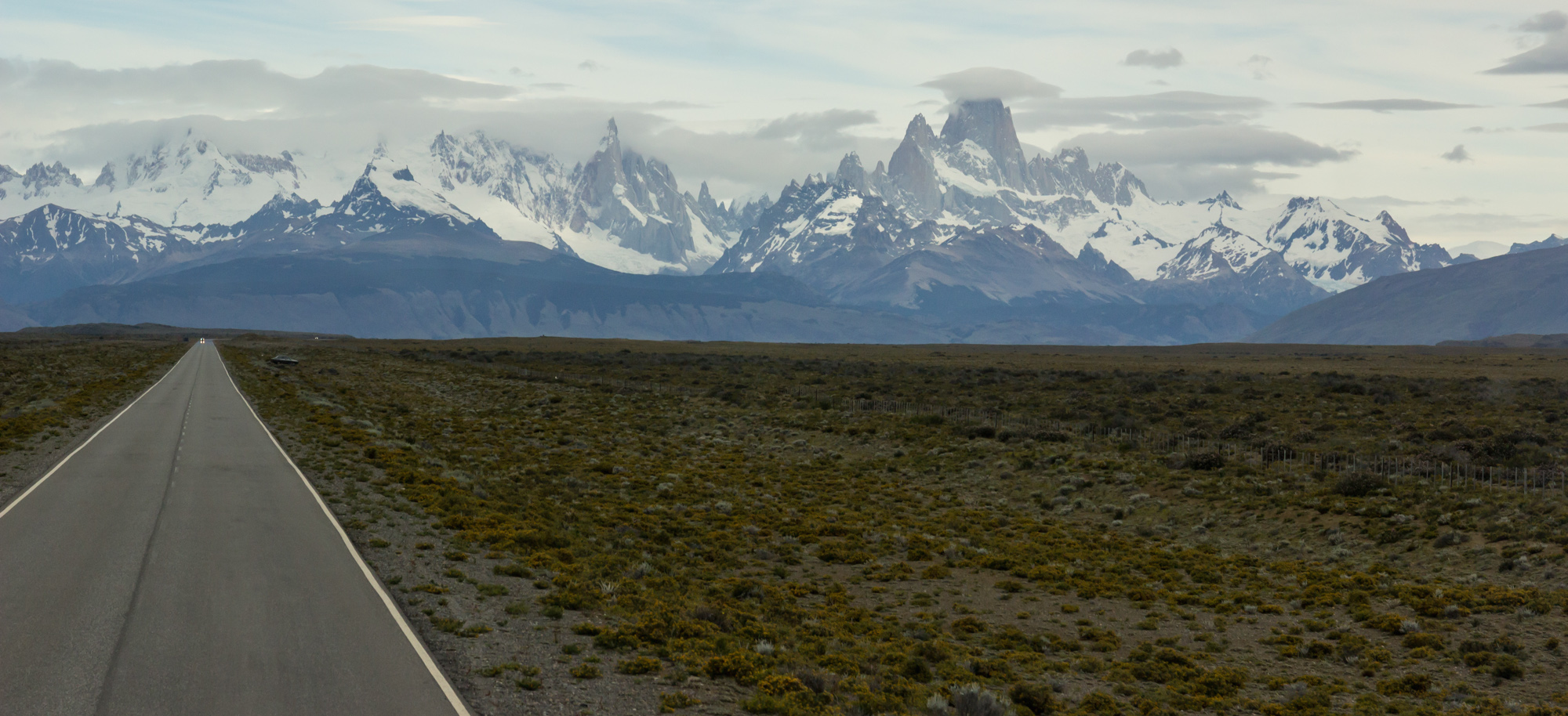 southern patagonia trekking chalten massif fitzroy cerro torre