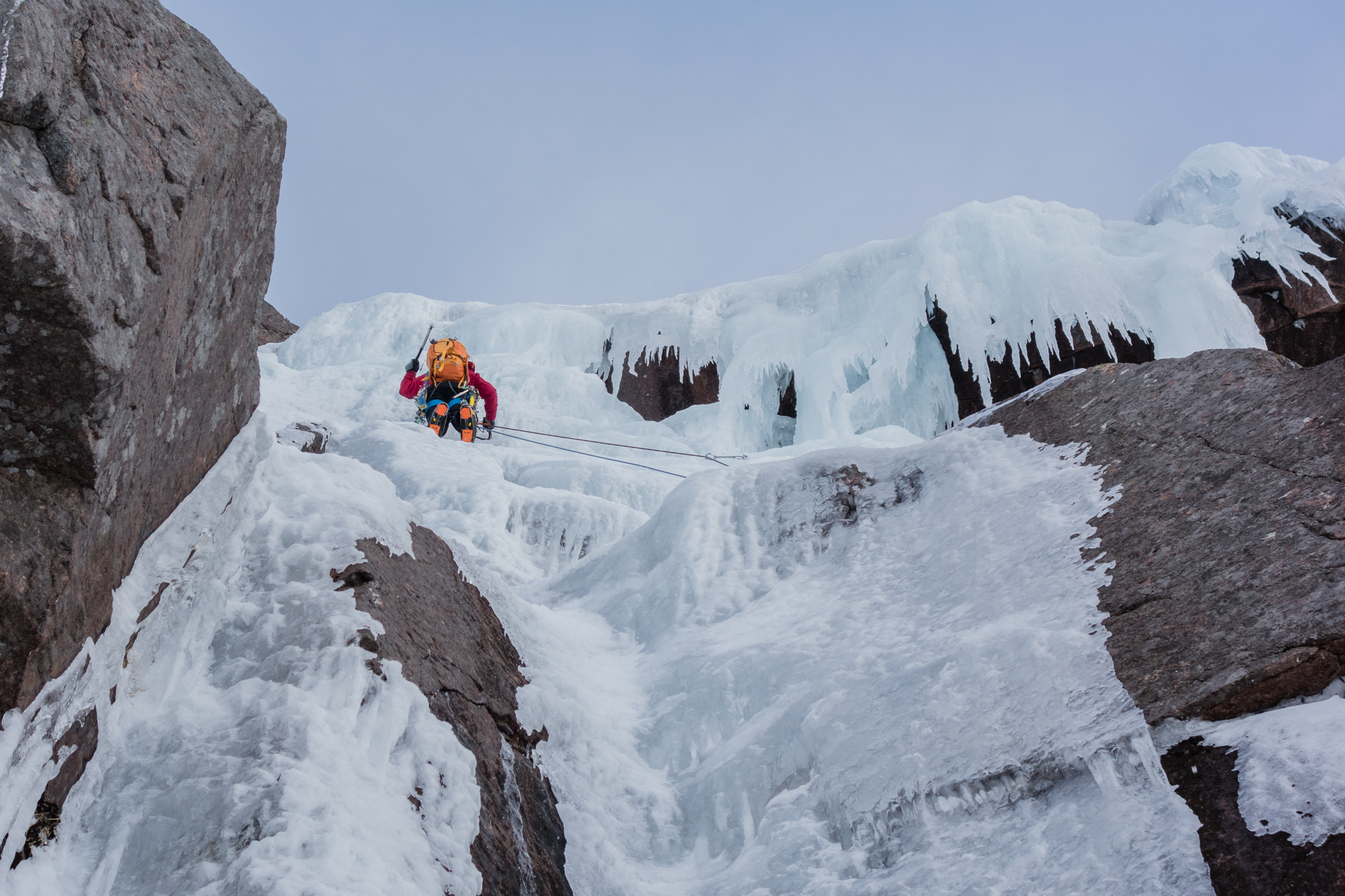 scottish winter ice climbing on window gully and k9 lurchers crag