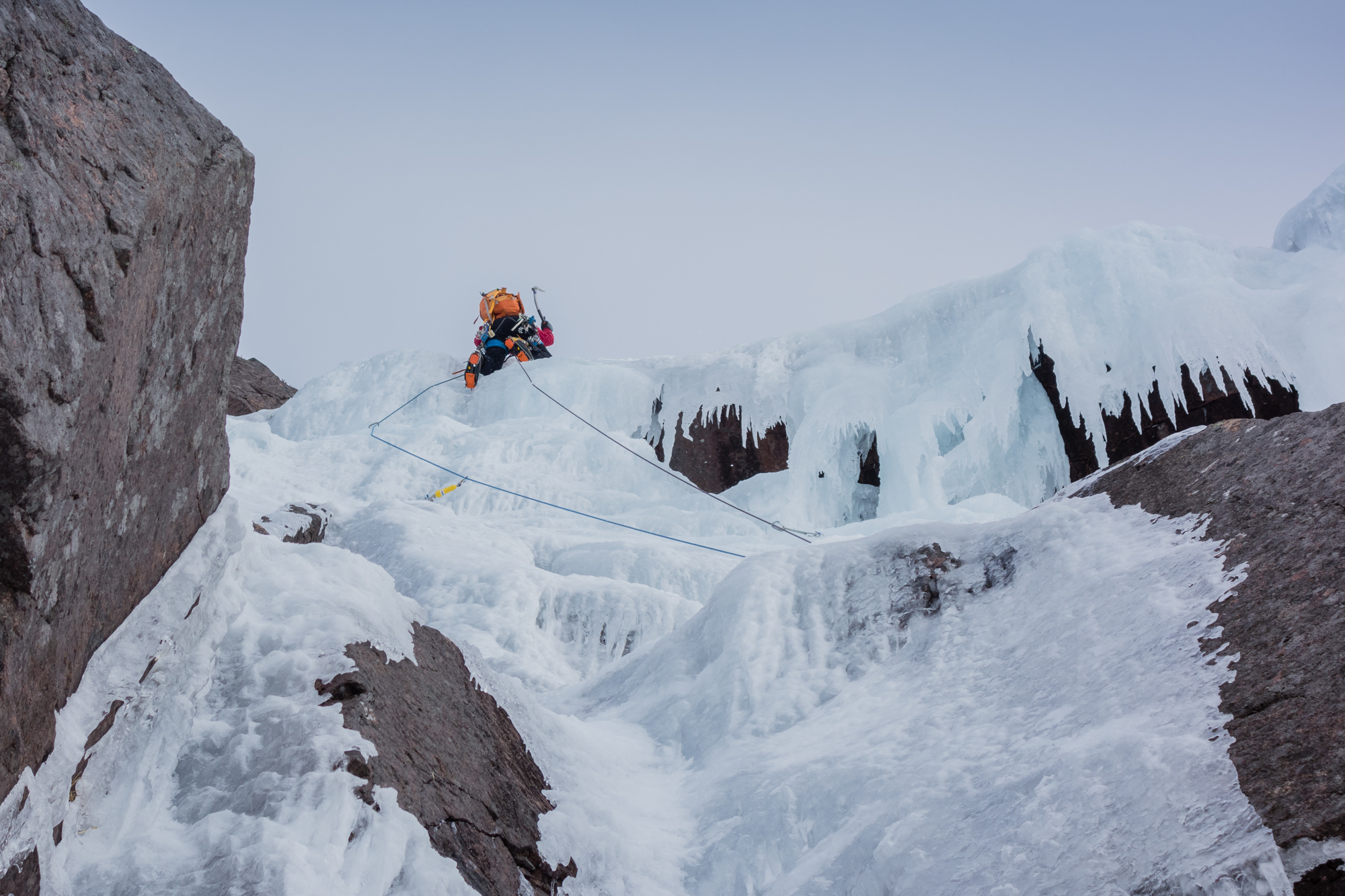 scottish winter ice climbing on window gully and k9 lurchers crag