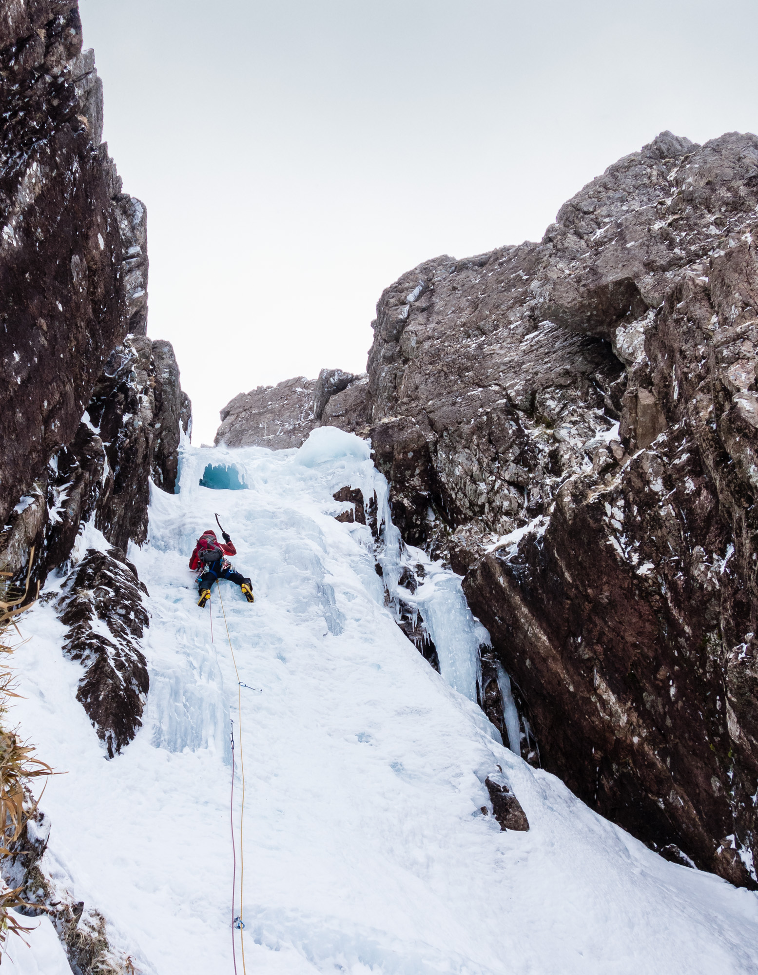 scottish winter ice climbing on no6 gully aonach dubh