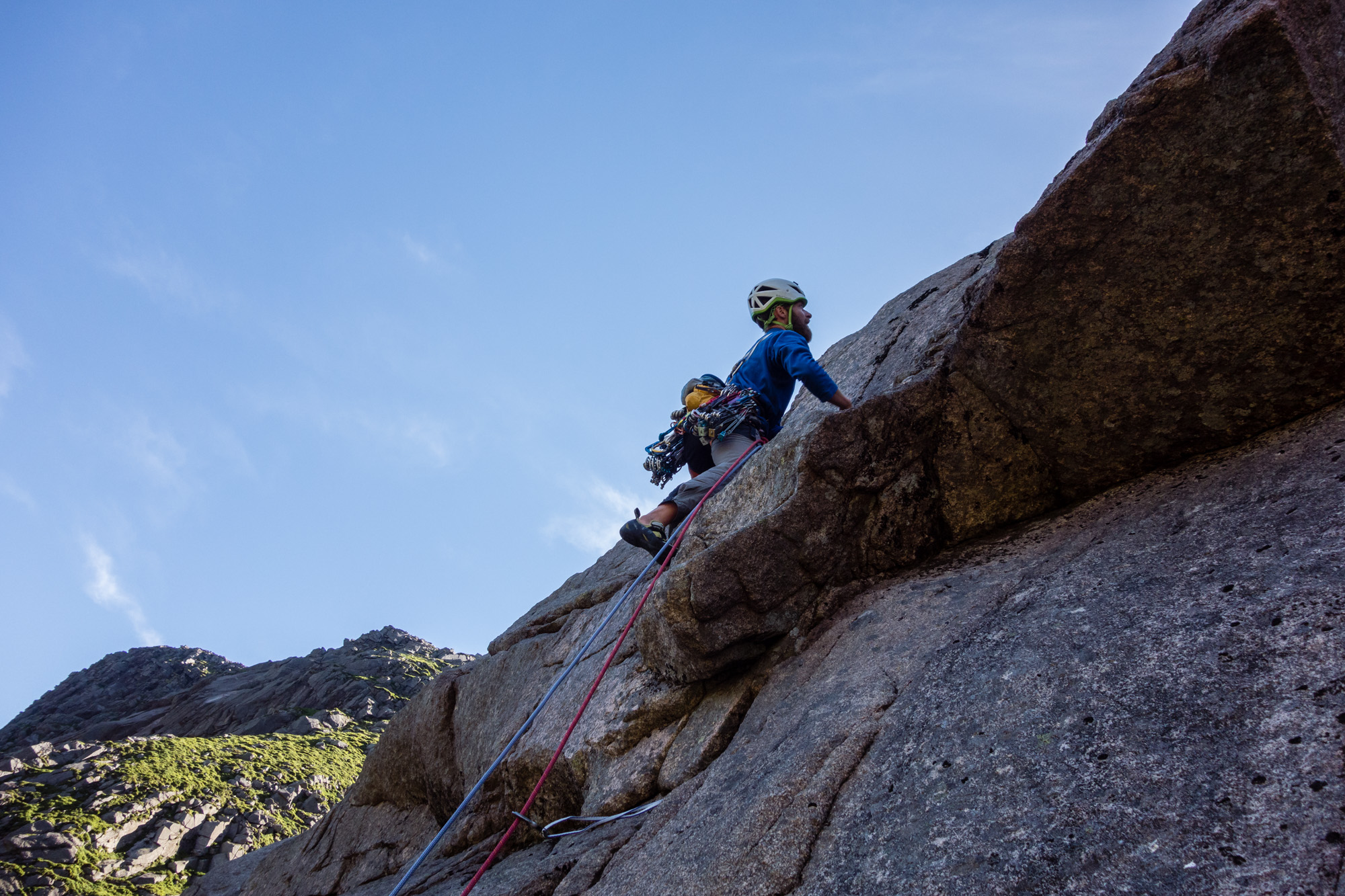 scottish summer rock climbing on king rat creag an dubh loch