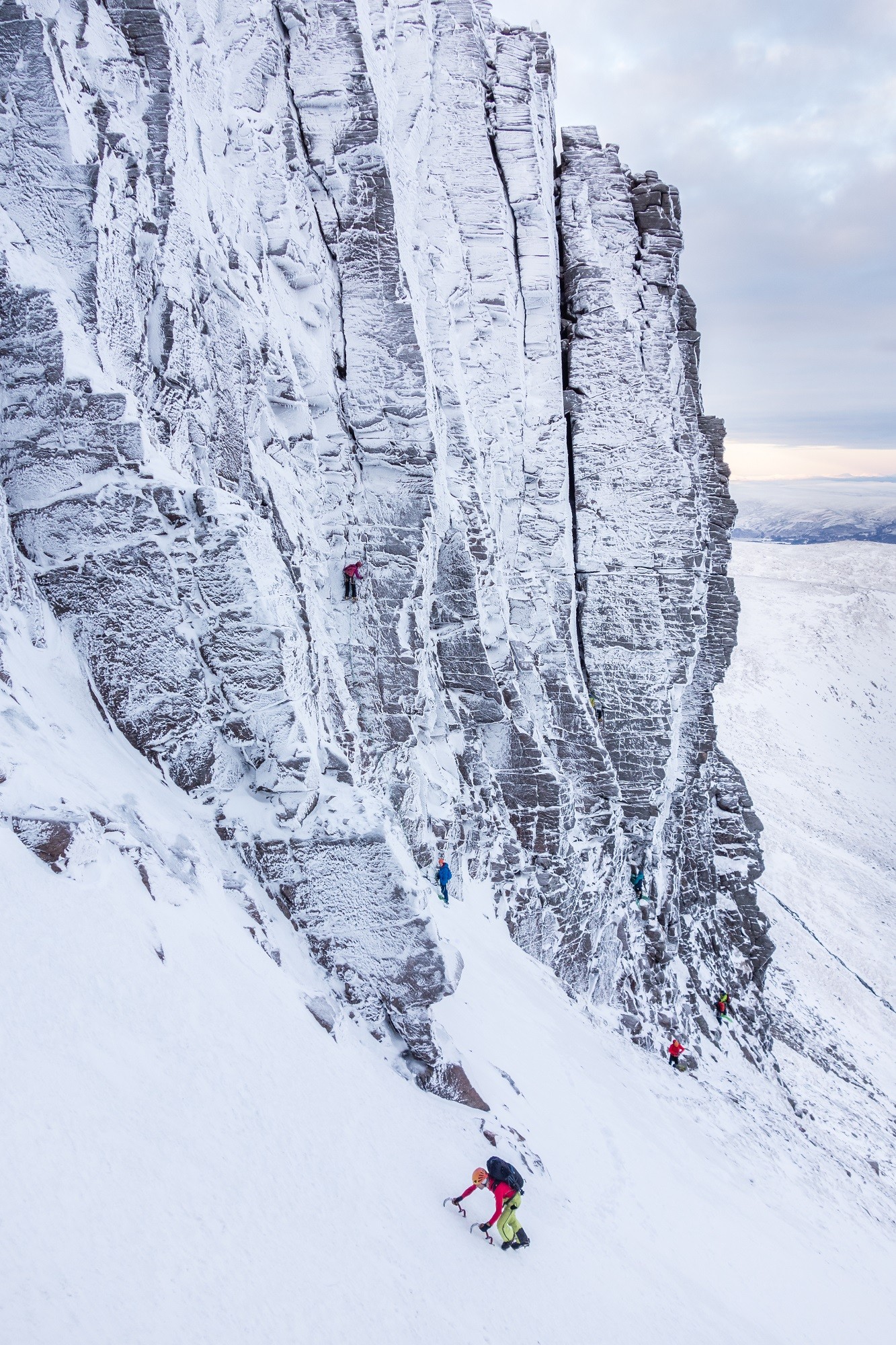 scottish winter mixed climbing on deep throat and savage slit coire an lochain