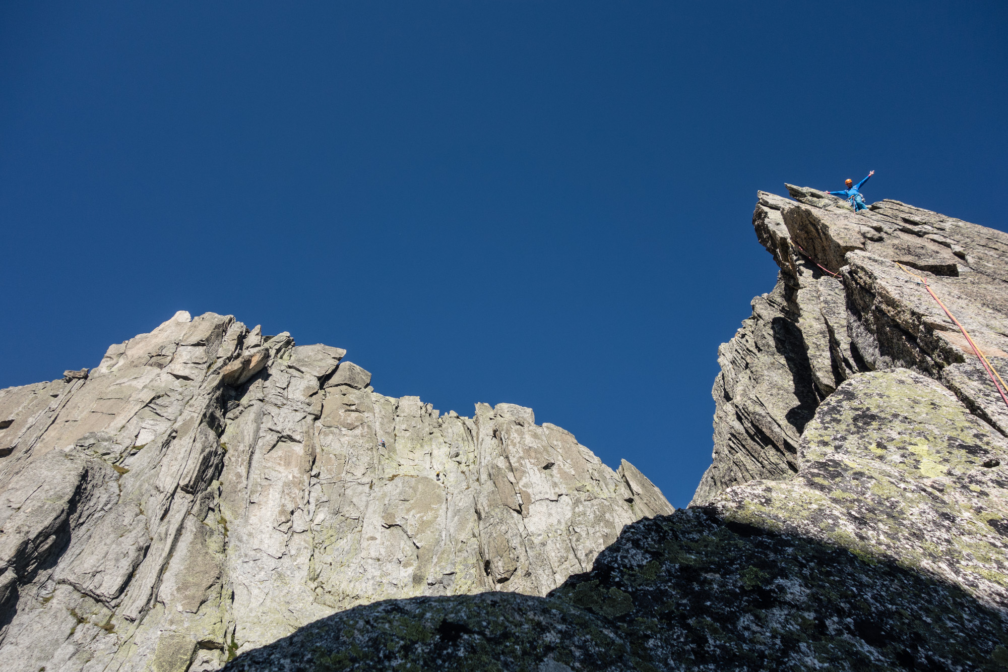 alpine summer rock climbing on the sudgrat salbitschijen