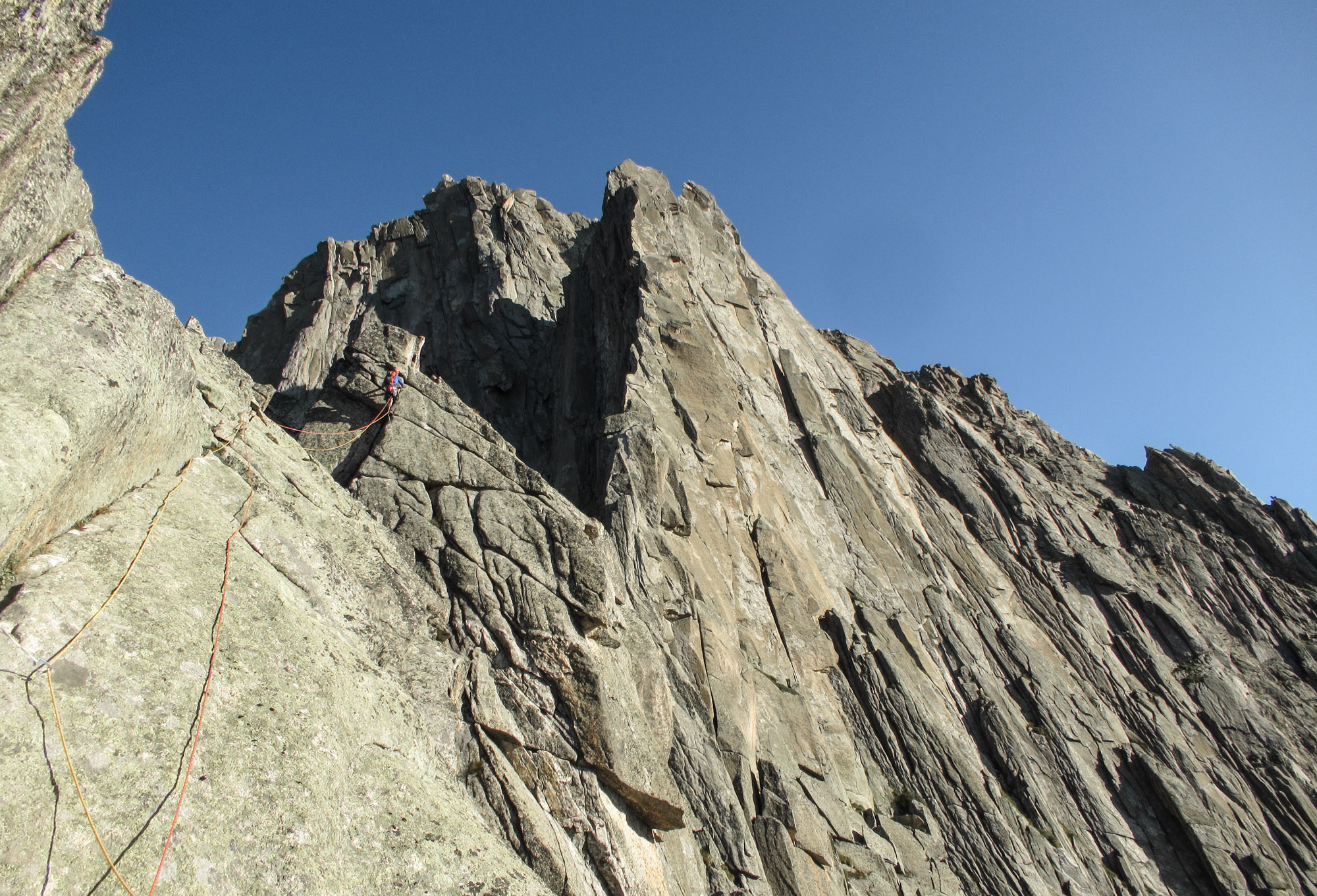 alpine summer rock climbing on the sudgrat salbitschijen
