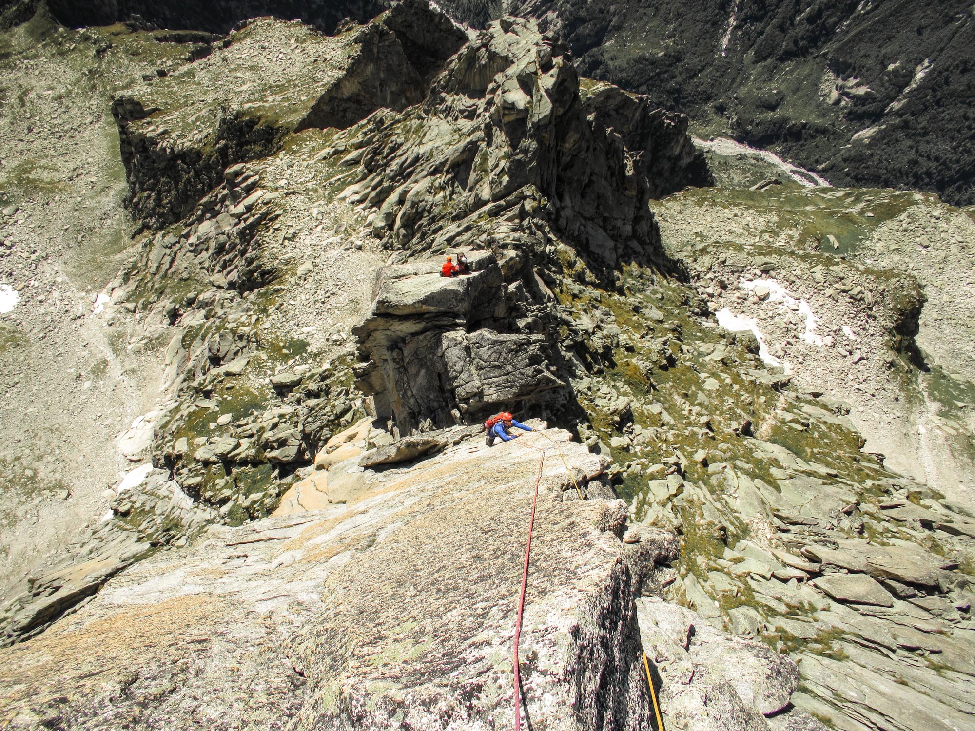 alpine summer rock climbing on the sudgrat salbitschijen