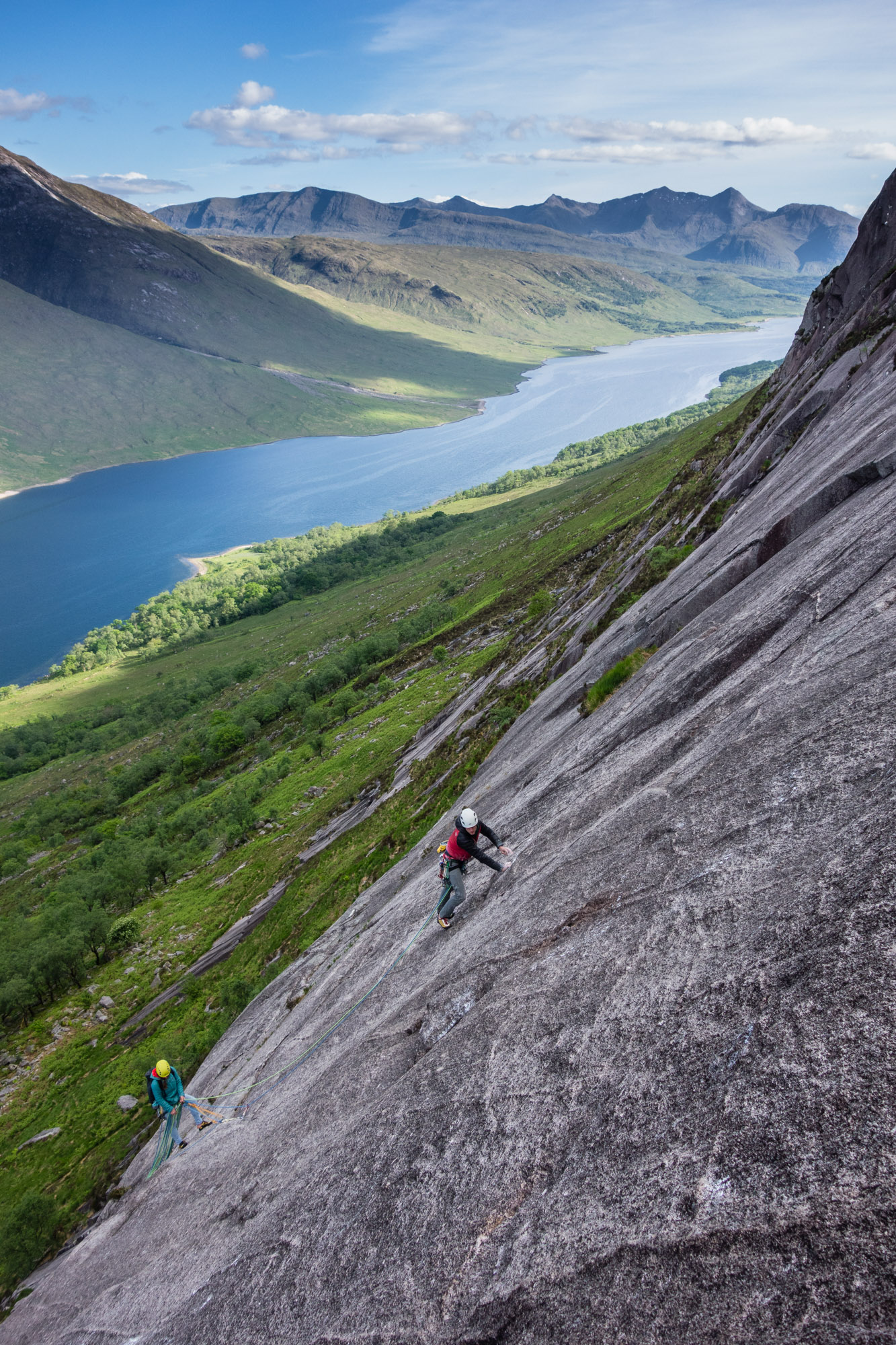 scottish summer rock climbing on the long reach etive slabs