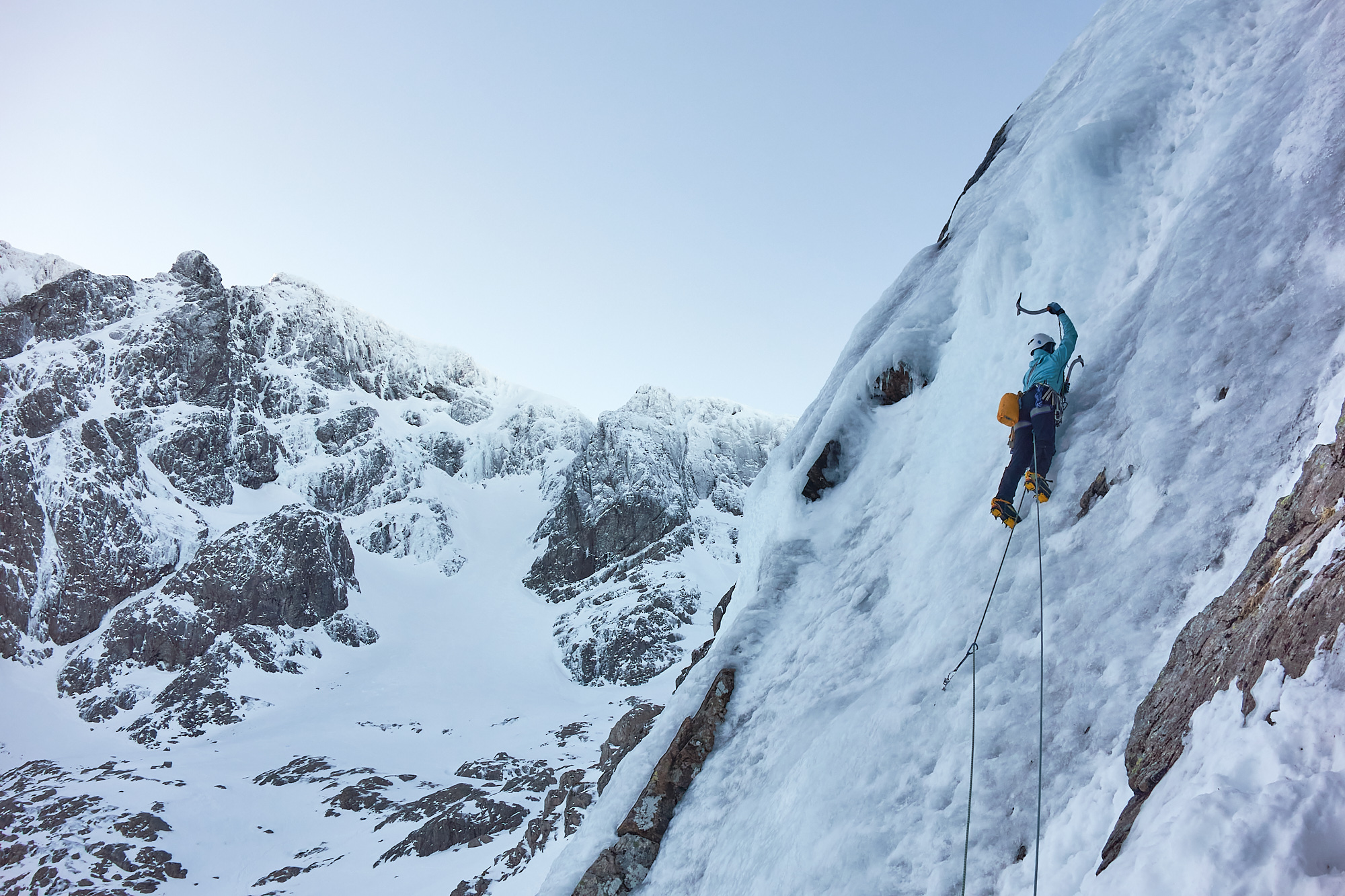 ice climbing on the curtain ben nevis